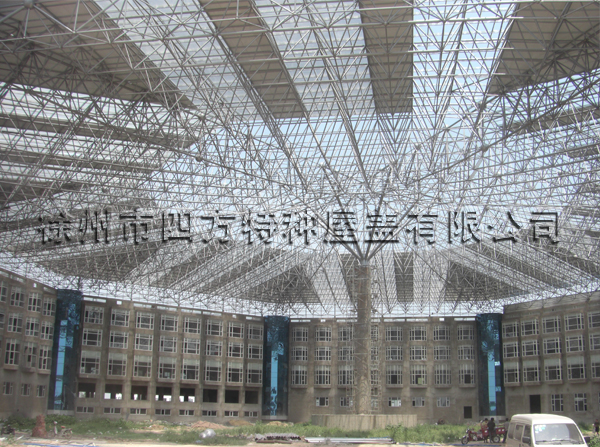 網(wǎng)架鋼結構的荷載量如何計算?